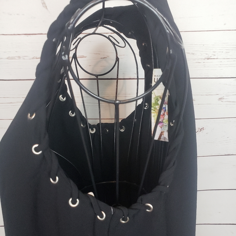 Karen Kane Black Sleeveless Shift Dress - Picture 9 of 10